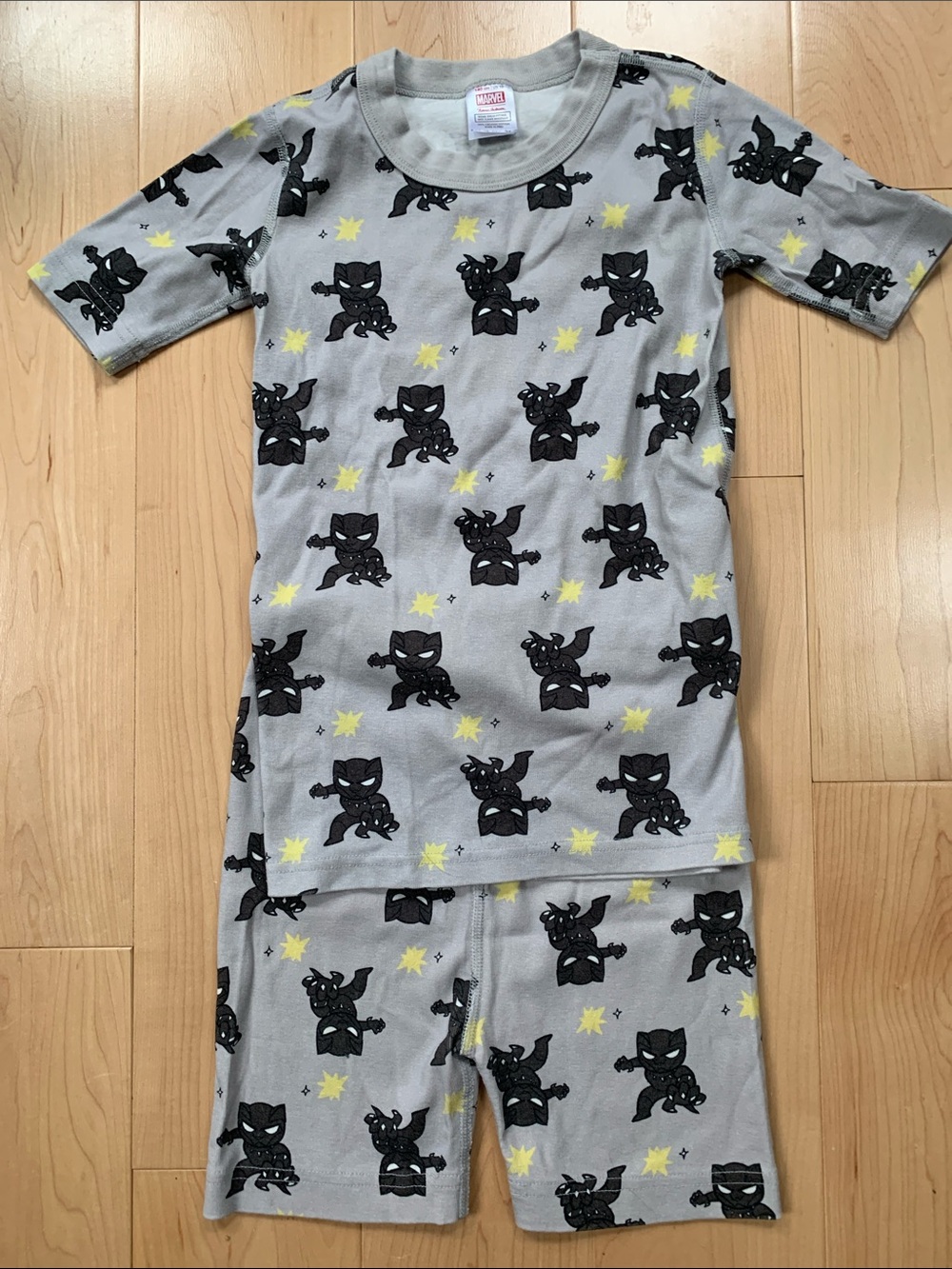 Hanna Andersson Kids Gray Marvel Black Panther Pajama Set sz 140/10
